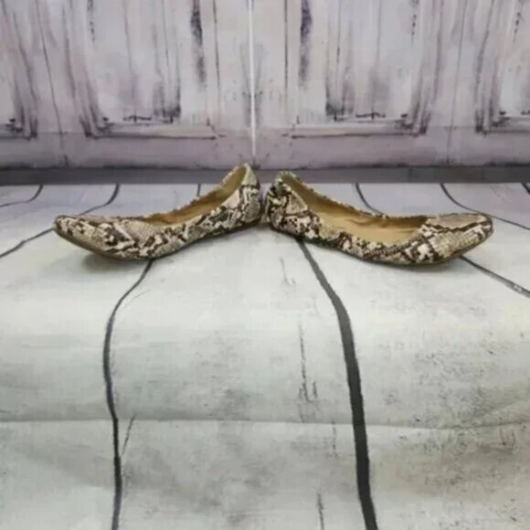 Lucky Brand Animal Print Flats - Picture 7 of 8